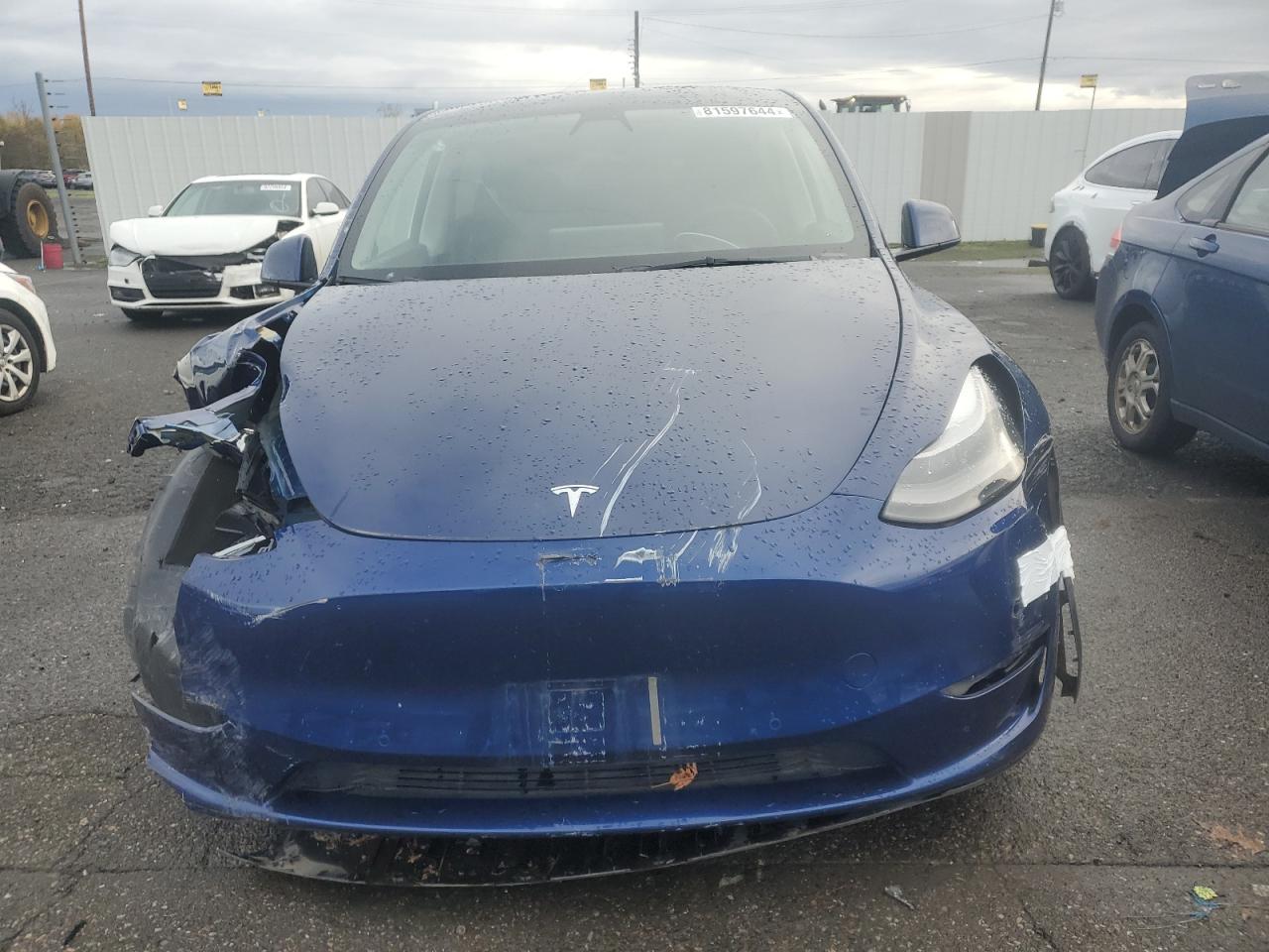 2022 TESLA MODEL Y  VIN:7SAYGDEF2NF400074
