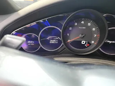 2021 Porsche Cayenne VIN: