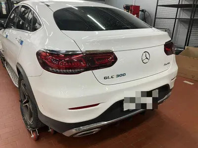 2020 Mercedes-Benz GLC 300 VIN:
