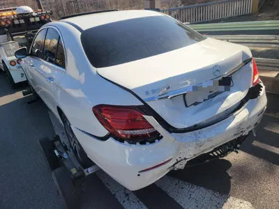 2019 Mercedes-Benz E 220 VIN: