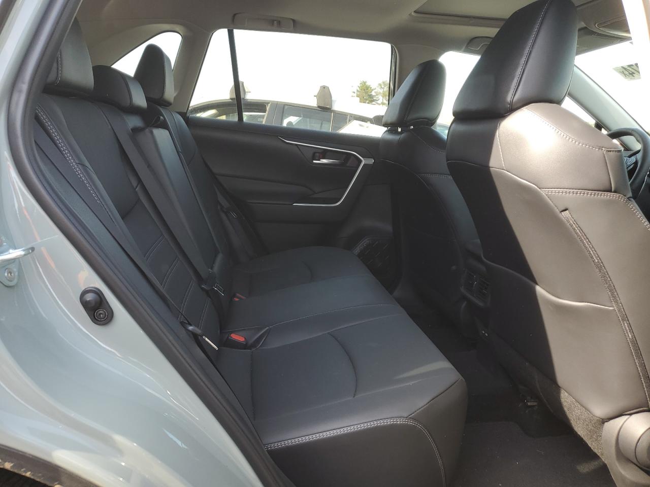 2022 TOYOTA RAV4 XLE PREMIUM VIN:2T3A1RFV7NW326695