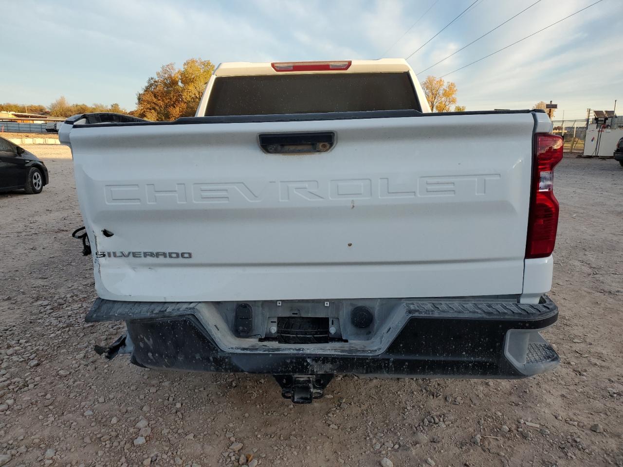 2024 CHEVROLET SILVERADO K1500 VIN:1GCPDAEK7RZ357123