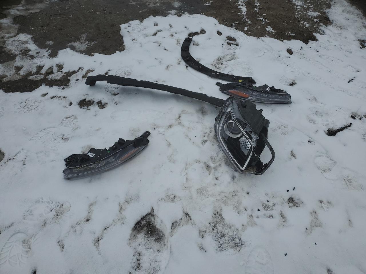 2024 HYUNDAI VENUE SEL VIN:KMHRC8A35RU317487