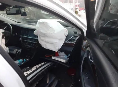 2016 Jaguar SL KMHFM411BGA011048 VIN:KMHFM411BGA011048