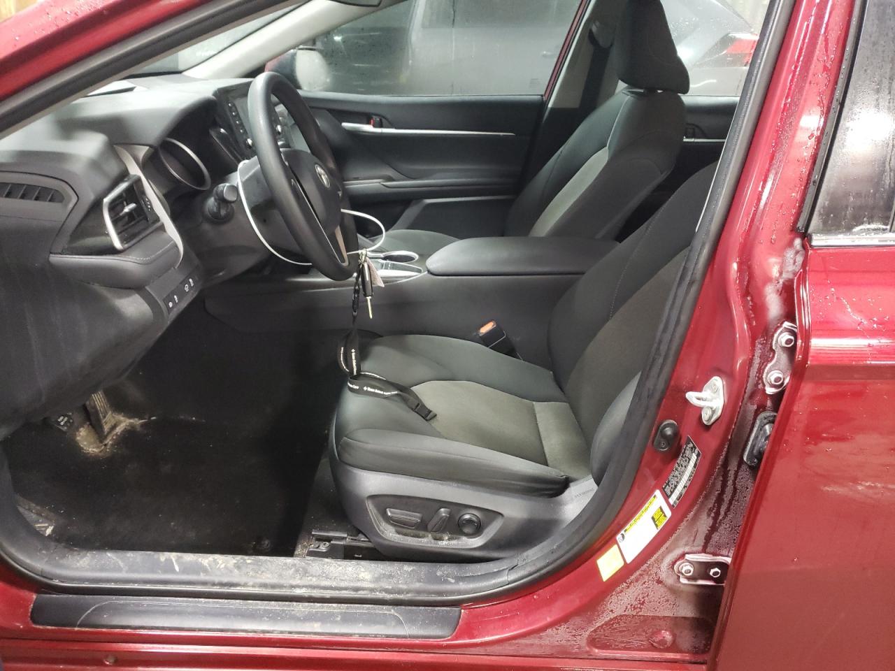 2022 TOYOTA CAMRY LE VIN:4T1C11AK5NU684670