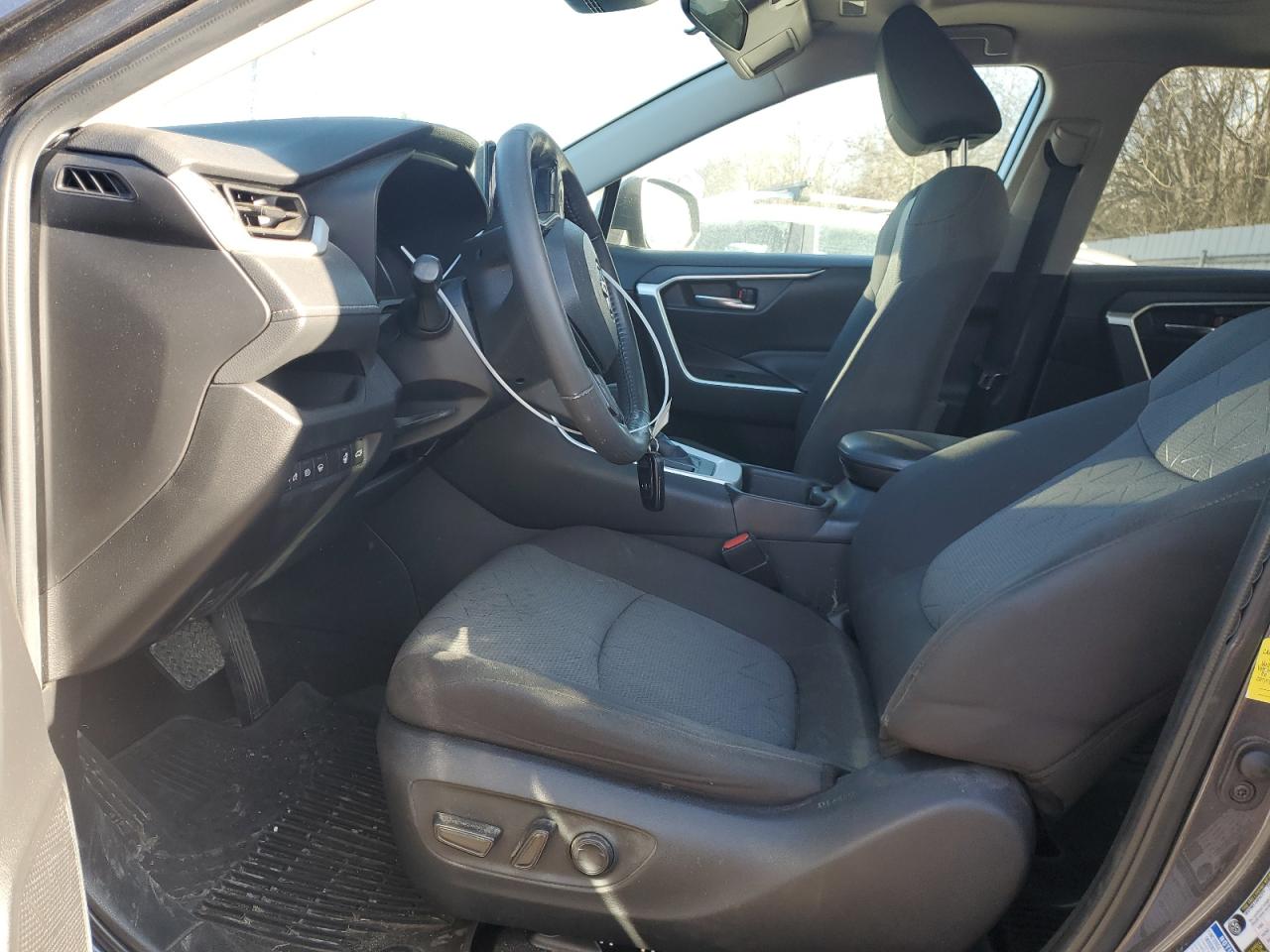 2022 TOYOTA RAV4 XLE VIN:2T3P1RFV0NC281384