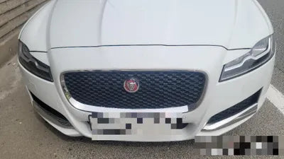 2019 Jaguar XF VIN: