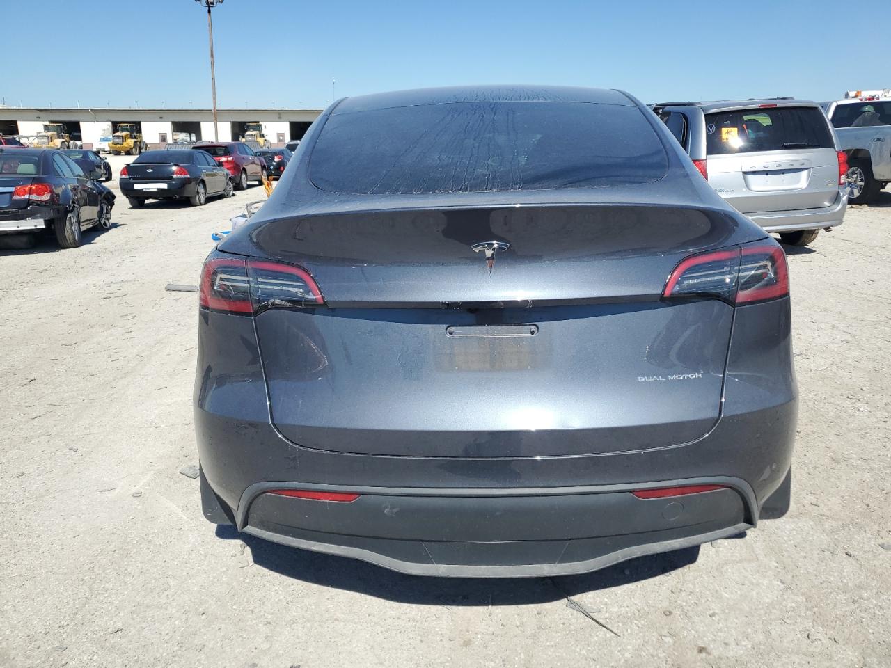 2023 TESLA MODEL Y  VIN:7SAYGDEEXPA175250