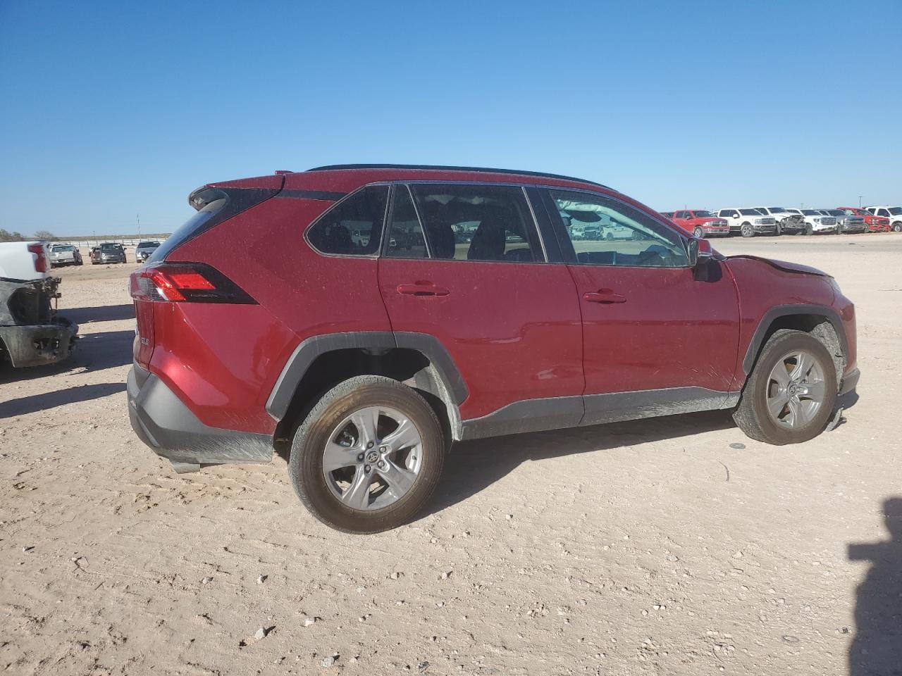 2024 TOYOTA RAV4 XLE VIN:2T3W1RFV0RW330180