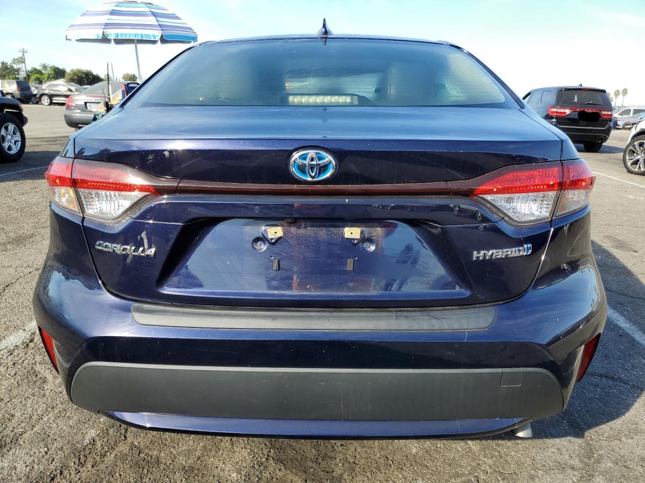 2022 TOYOTA COROLLA LE VIN:JTDEAMDE6NJ051942