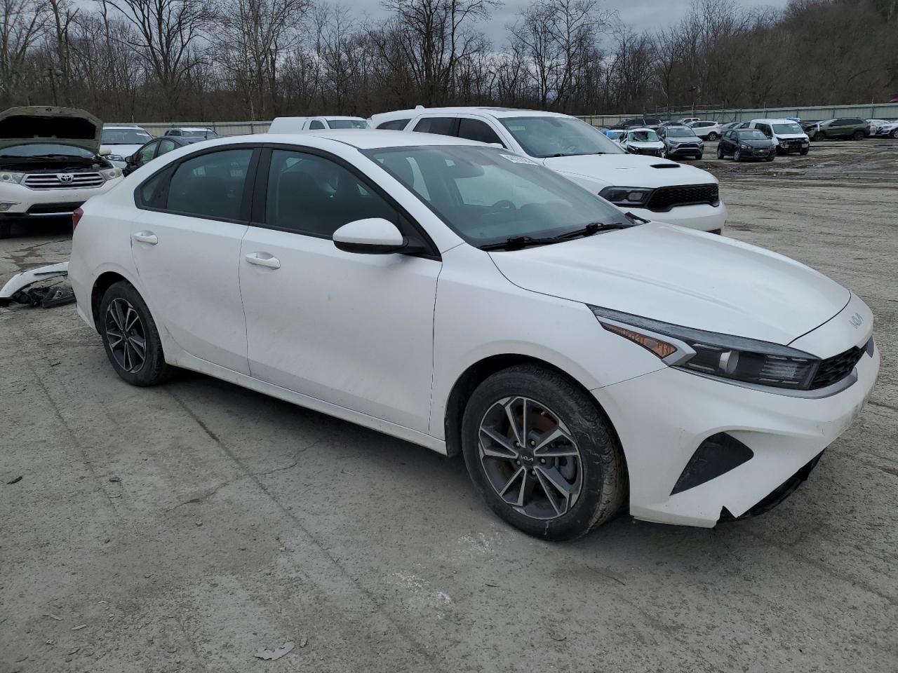2022 KIA FORTE FE VIN:3KPF24AD1NE487446