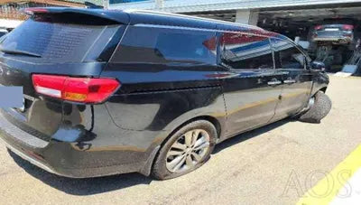 2016 Kia Carnival VIN: