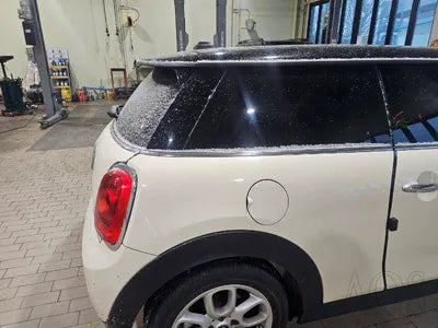 2016 MINI Cooper VIN:
