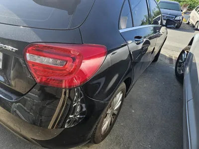 2015 Mercedes-Benz A 180 VIN: