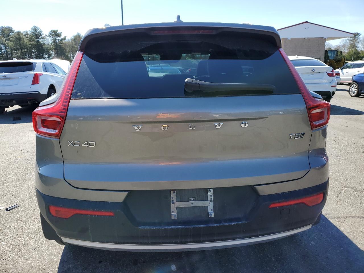 2022 VOLVO XC40 T5 INSCRIPTION VIN:YV4162UL7N2743976