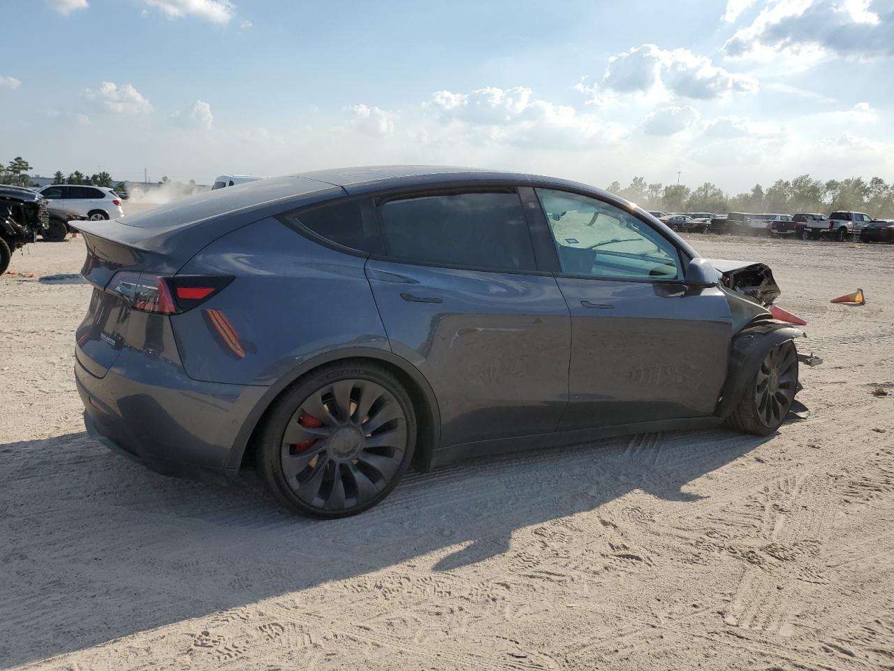 2022 TESLA MODEL Y  VIN:7SAYGDEF4NF448112
