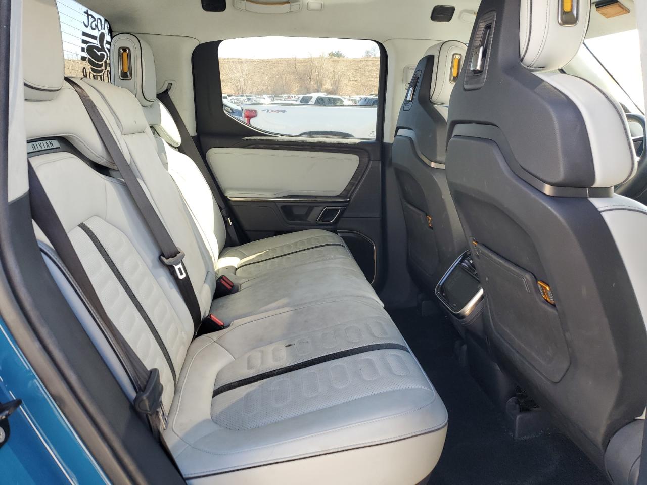 2022 RIVIAN R1T ADVENTURE VIN:7FCTGAAA0NN012904