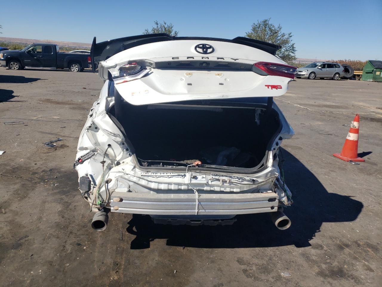 2022 TOYOTA CAMRY TRD VIN:4T1KZ1AK8NU068305