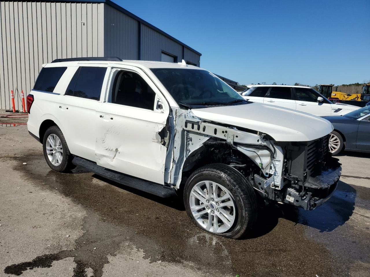 2024 FORD EXPEDITION XLT VIN:1FMJU1H87REA11212