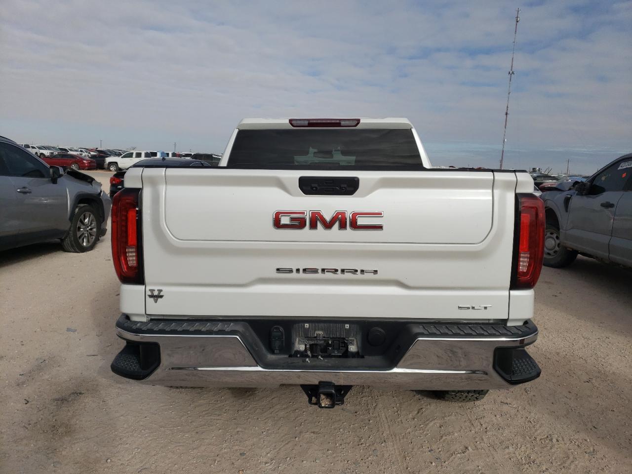 2022 GMC SIERRA C1500 SLT VIN:3GTPHDED8NG653074