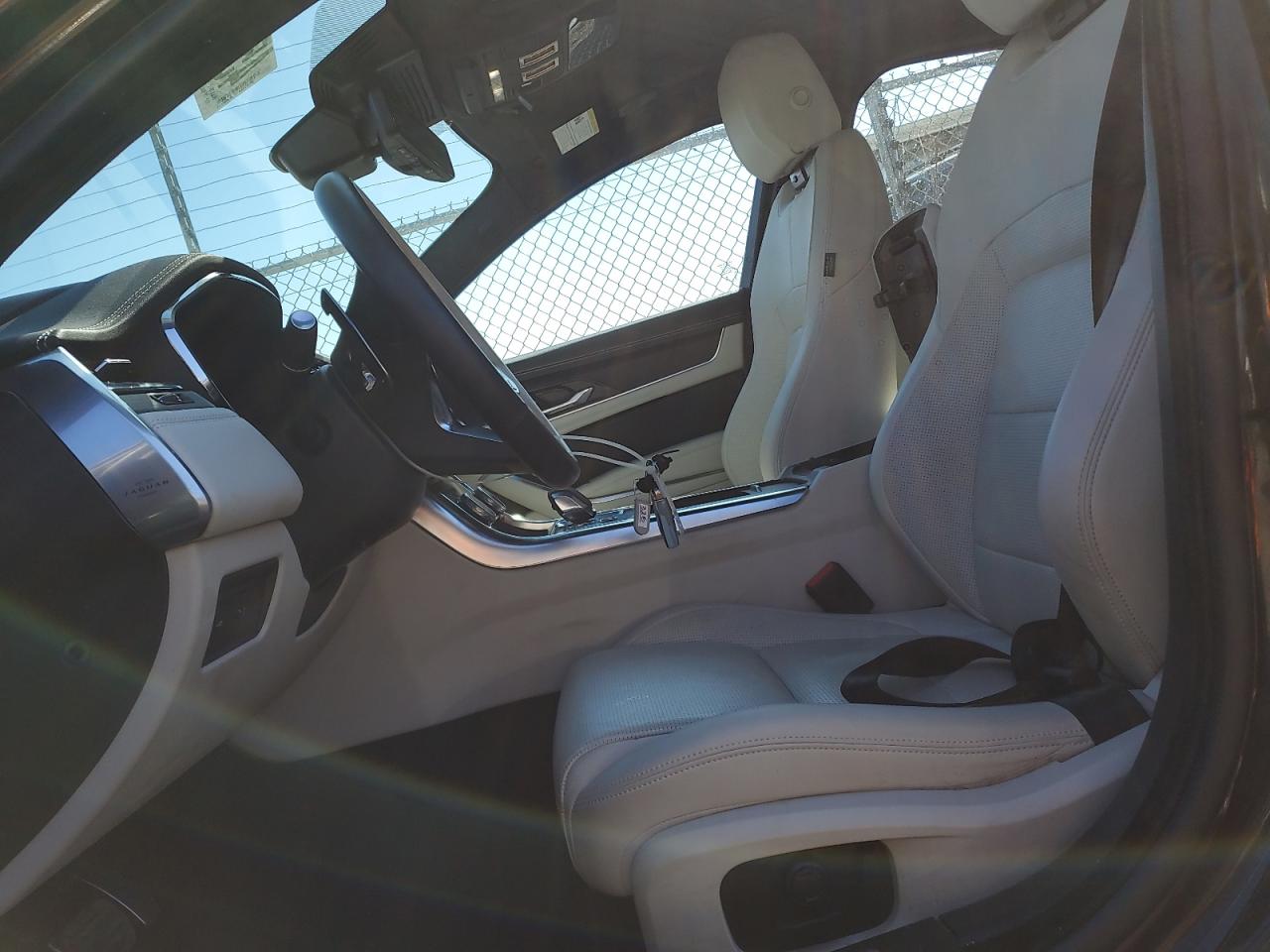 2024 JAGUAR XF R-DYNAMIC SE VIN:SAJBL4GX4RCY95130