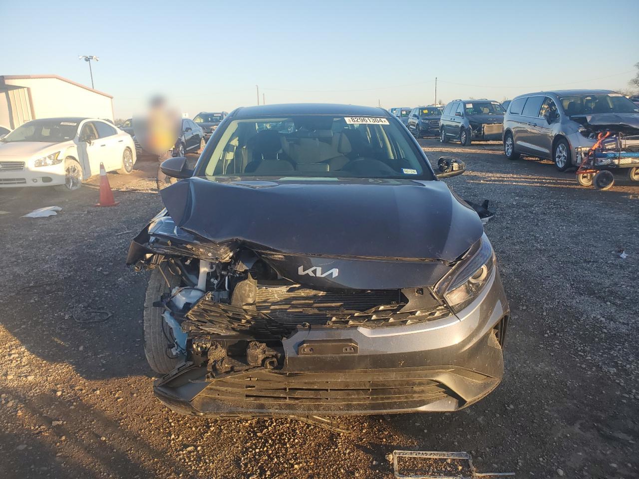 2024 KIA FORTE LX VIN:3KPF24AD5RE820737