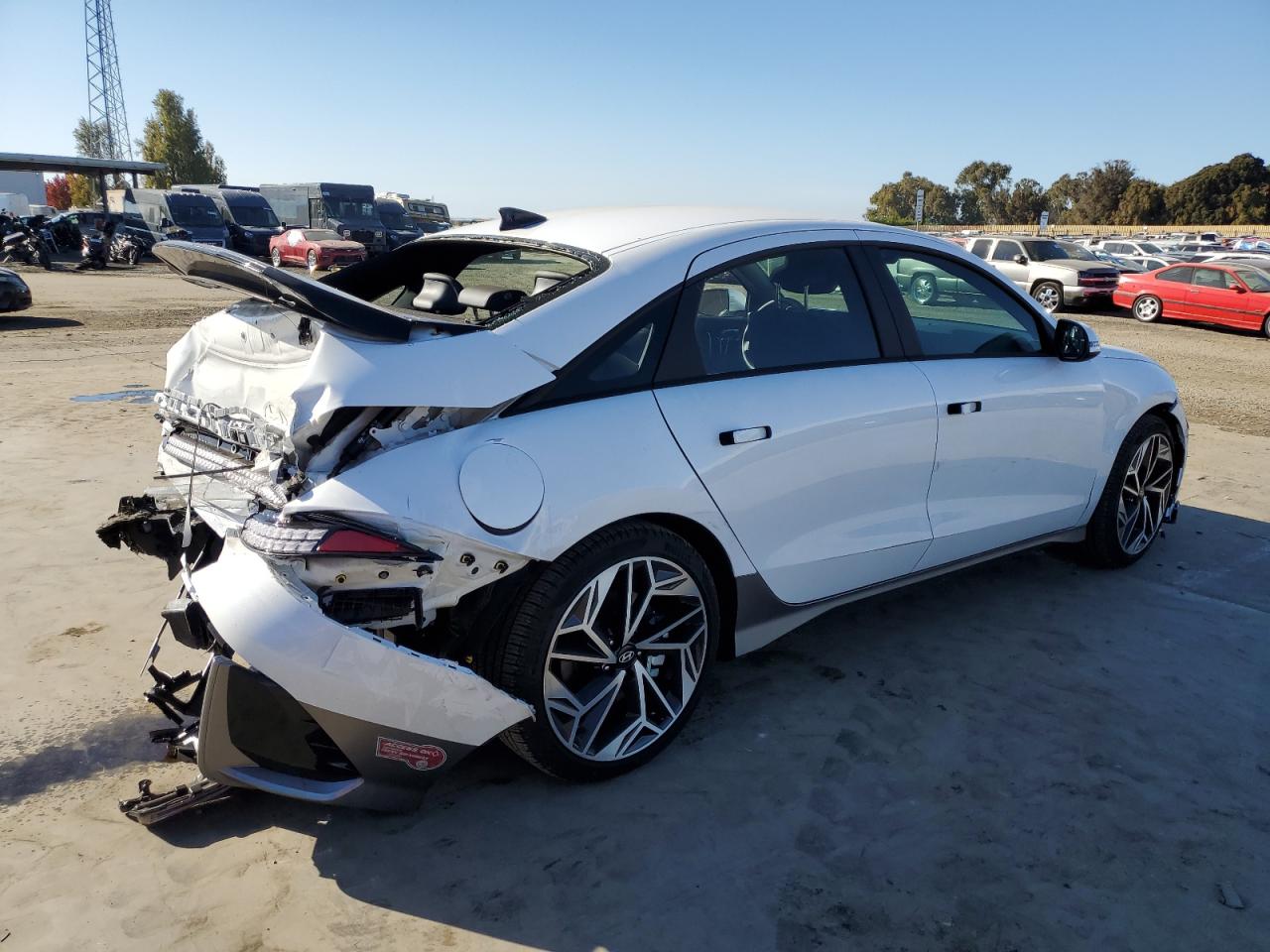 2024 HYUNDAI IONIQ 6 SEL VIN:KMHM34AA7RA079340