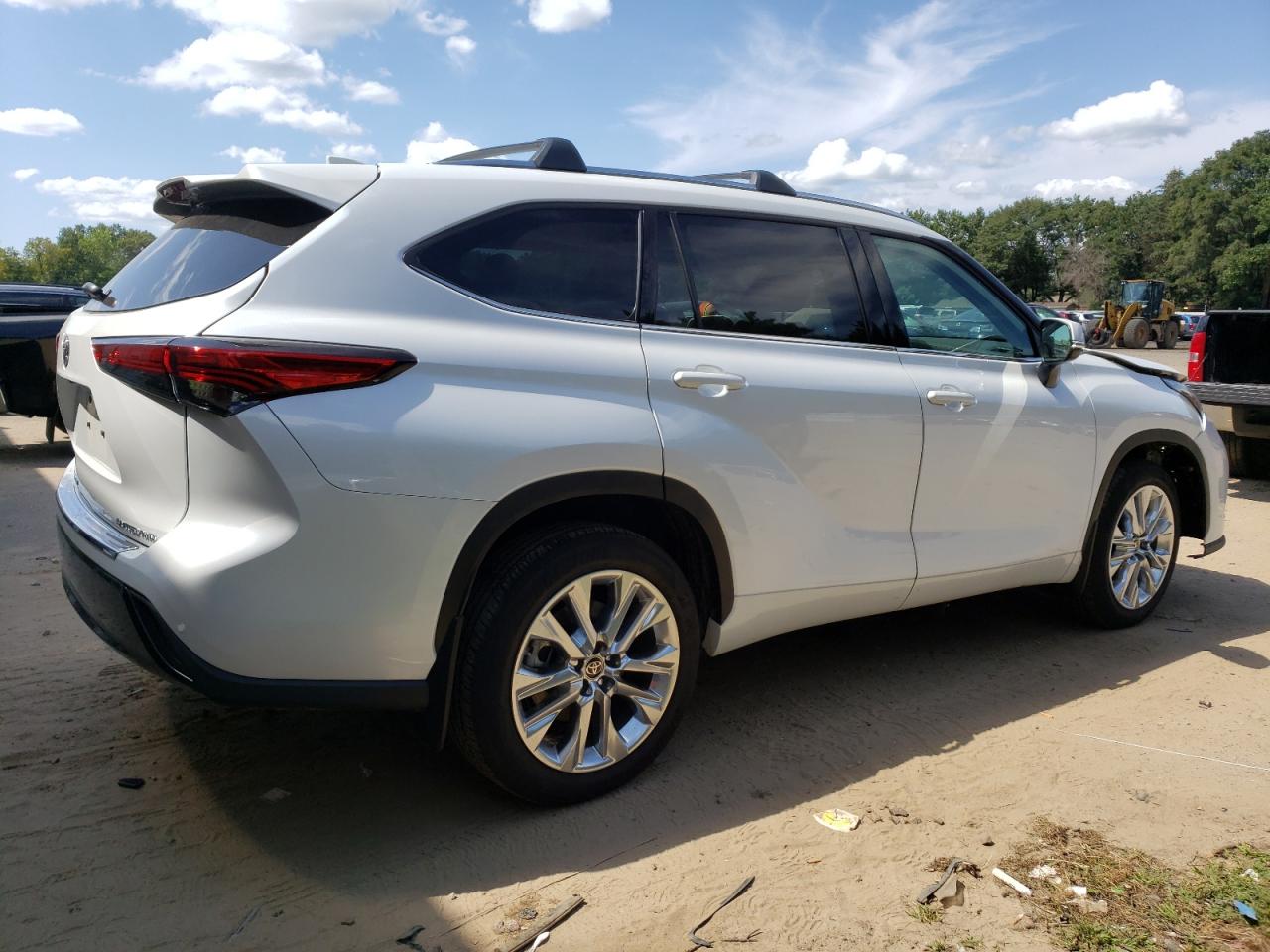 2023 TOYOTA HIGHLANDER L VIN:5TDKDRBH2PS037112