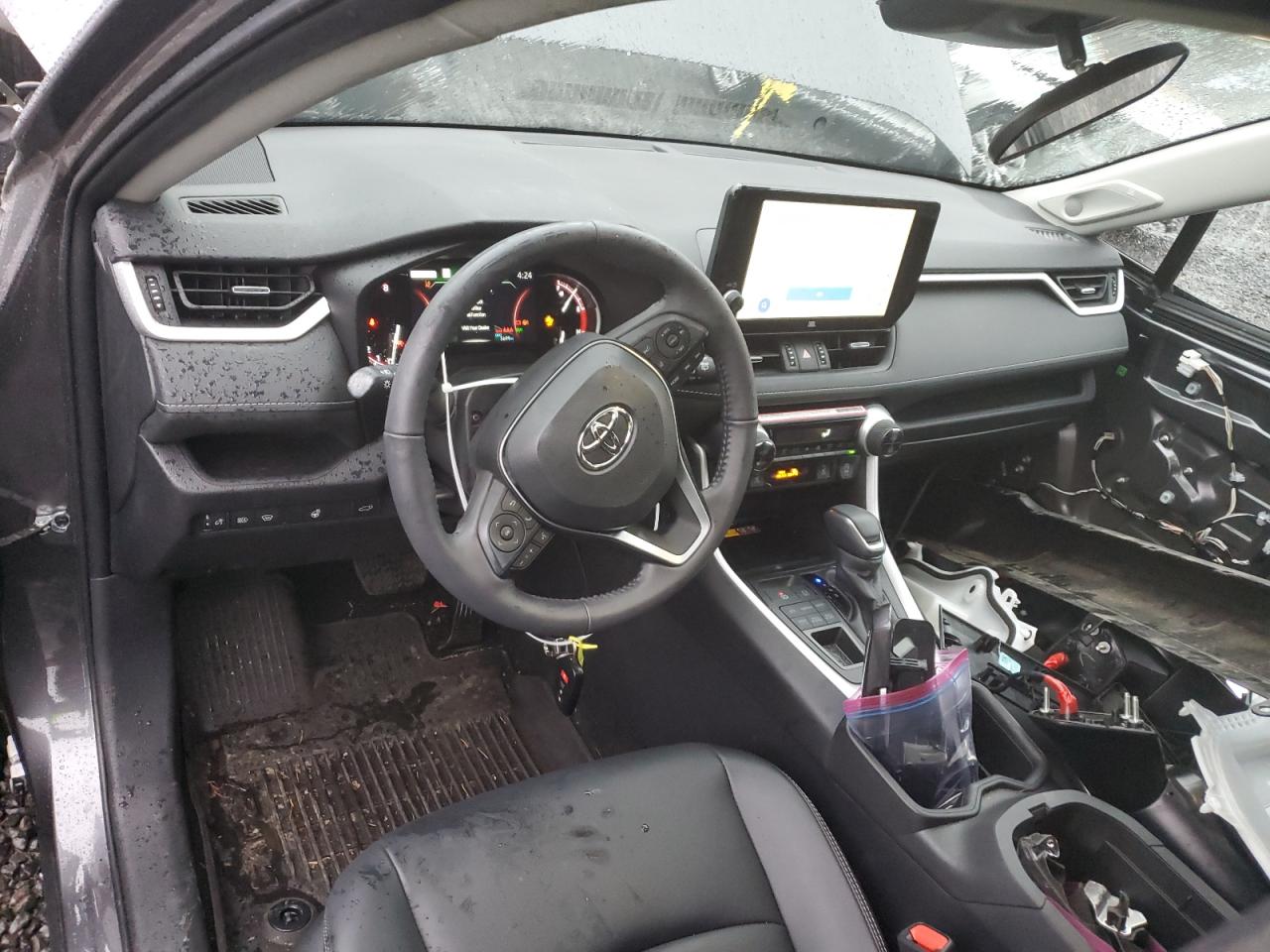 2024 TOYOTA RAV4 XLE PREMIUM VIN:2T3A1RFV4RC442637