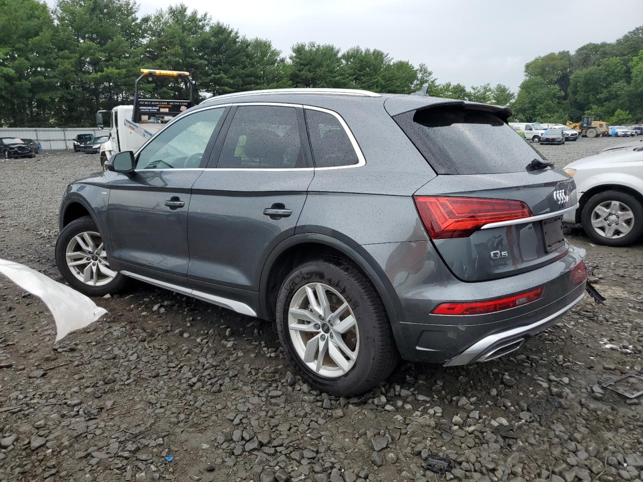 2024 AUDI Q5 PREMIUM 45 VIN:WA1GAAFY0R2037589