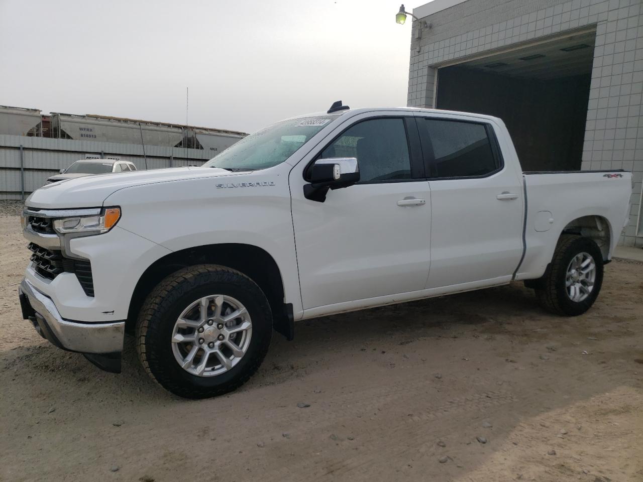 2022 CHEVROLET SILVERADO K1500 LT VIN:3GCUDDED6NG553232