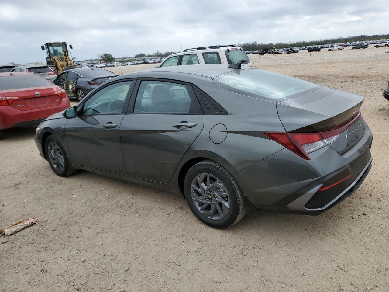 2024 HYUNDAI ELANTRA SEL VIN:KMHLM4DG6RU808371