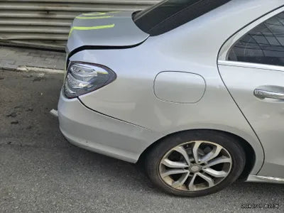 2015 Mercedes-Benz C 220 VIN: