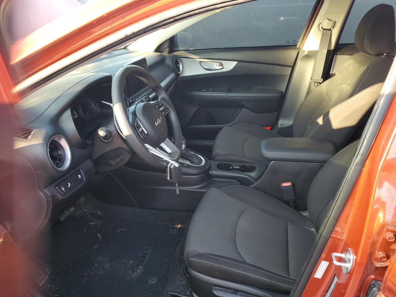 2023 KIA FORTE LX VIN:3KPF24AD8PE667154