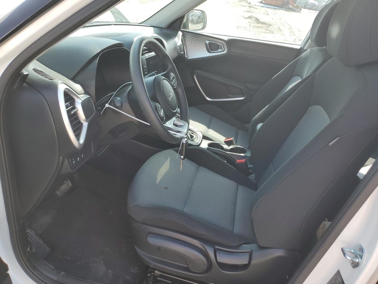 2023 KIA SOUL LX VIN:KNDJ23AU2P7866947