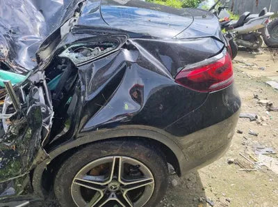 2020 Mercedes-Benz GLC 300 VIN: