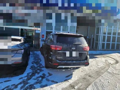 2018 Kia Carnival VIN: