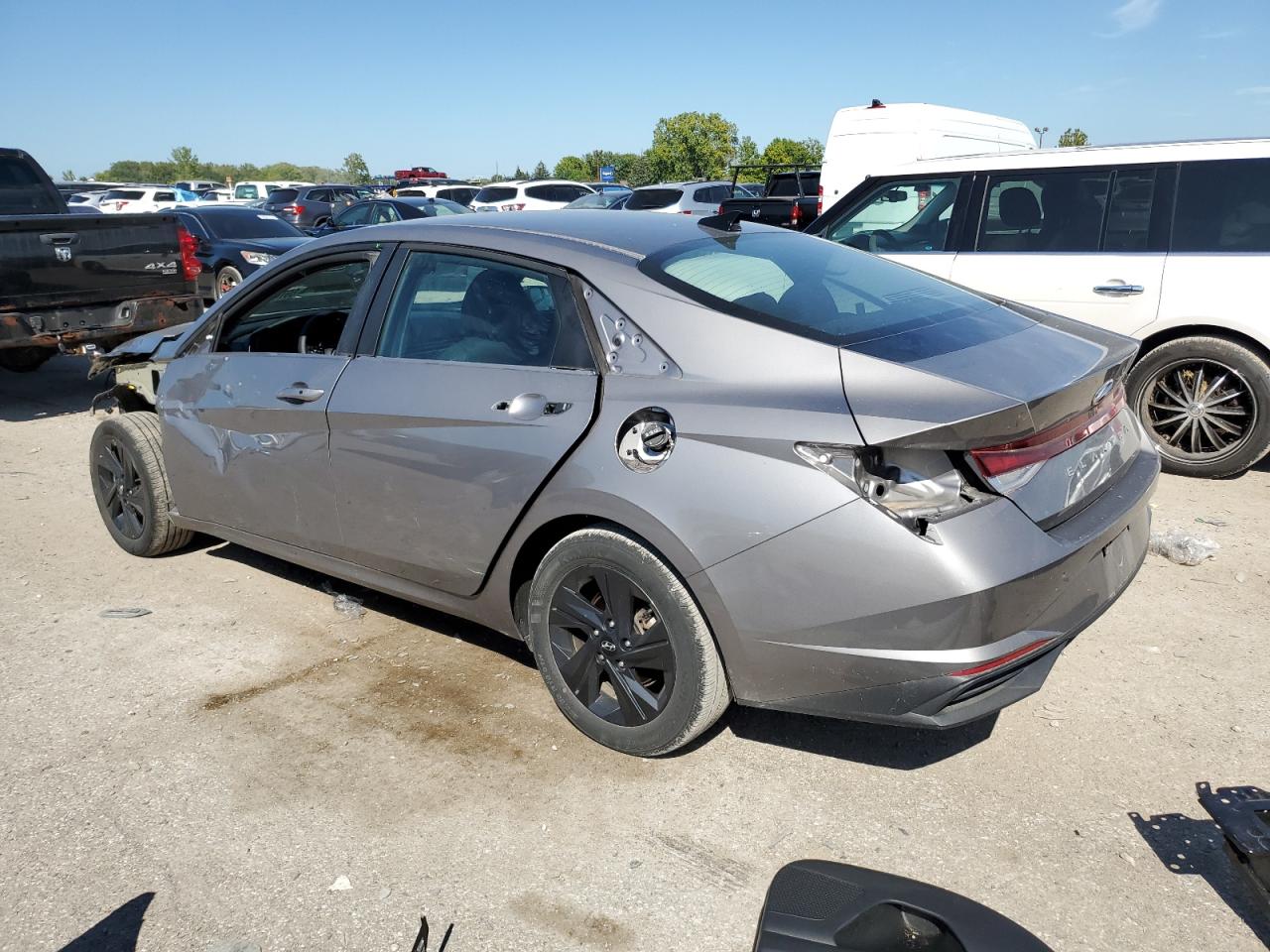 2023 HYUNDAI ELANTRA SEL VIN:KMHLM4AG7PU431759