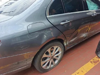 2019 Mercedes-Benz E 300 WDDZF4KB1KA559765 VIN:WDDZF4KB1KA559765