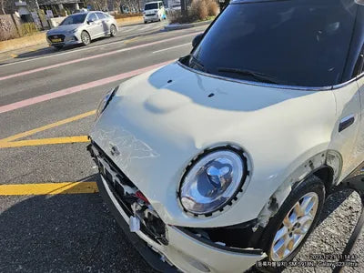 2018 MINI Cooper VIN: