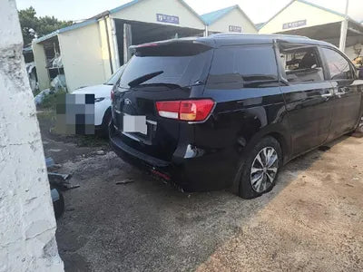 2015 Kia Carnival VIN: