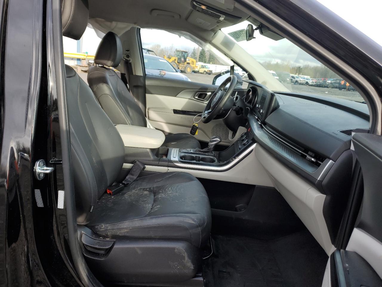 2022 KIA CARNIVAL LX VIN:KNDNB4H30N6131603