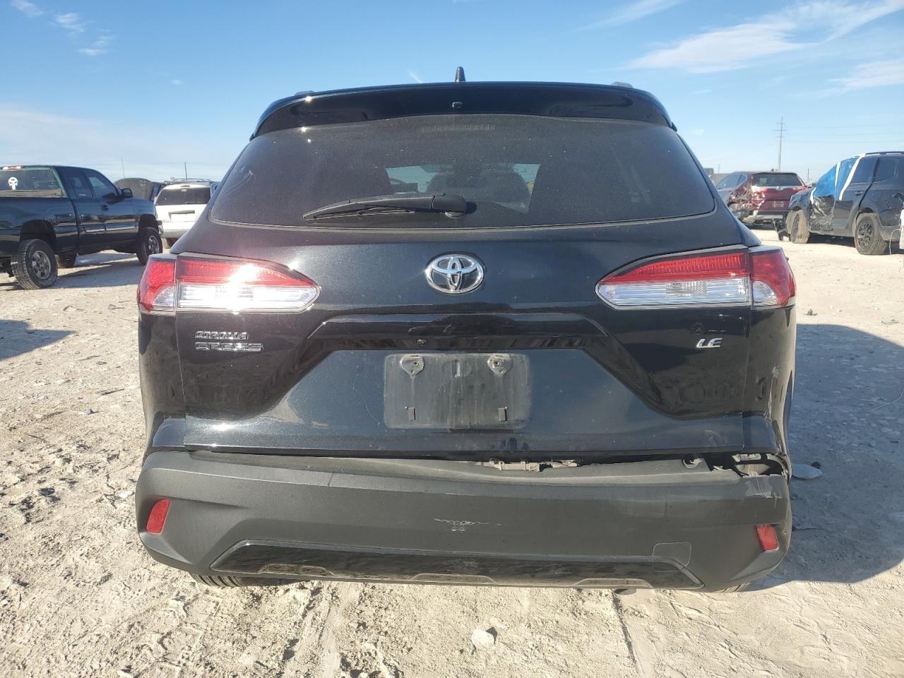 2022 TOYOTA COROLLA CROSS LE VIN:JHLRD28461S000981