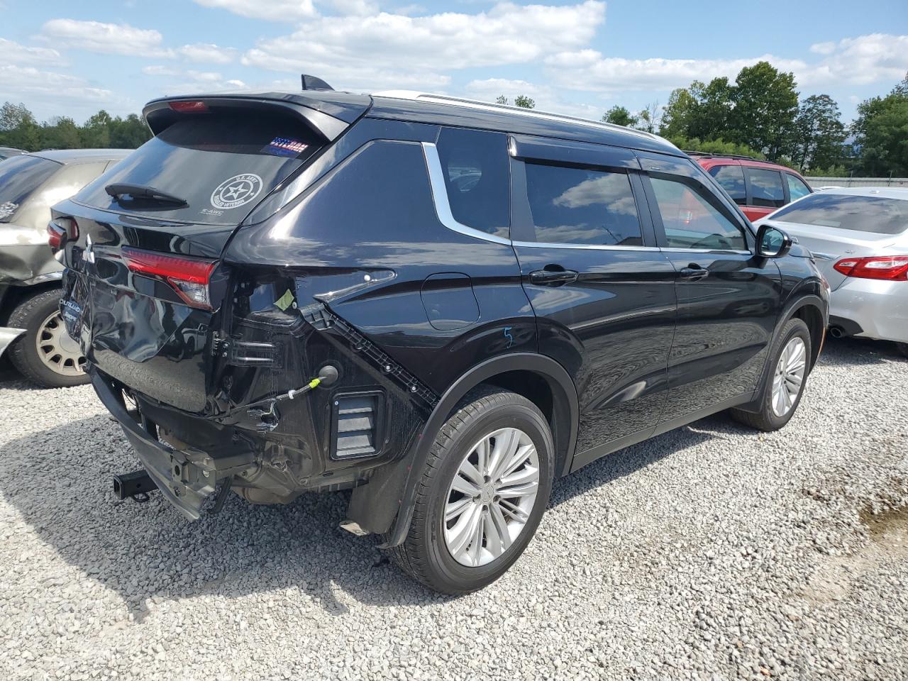 2023 MITSUBISHI OUTLANDER ES VIN:JA4J4TA81PZ007845