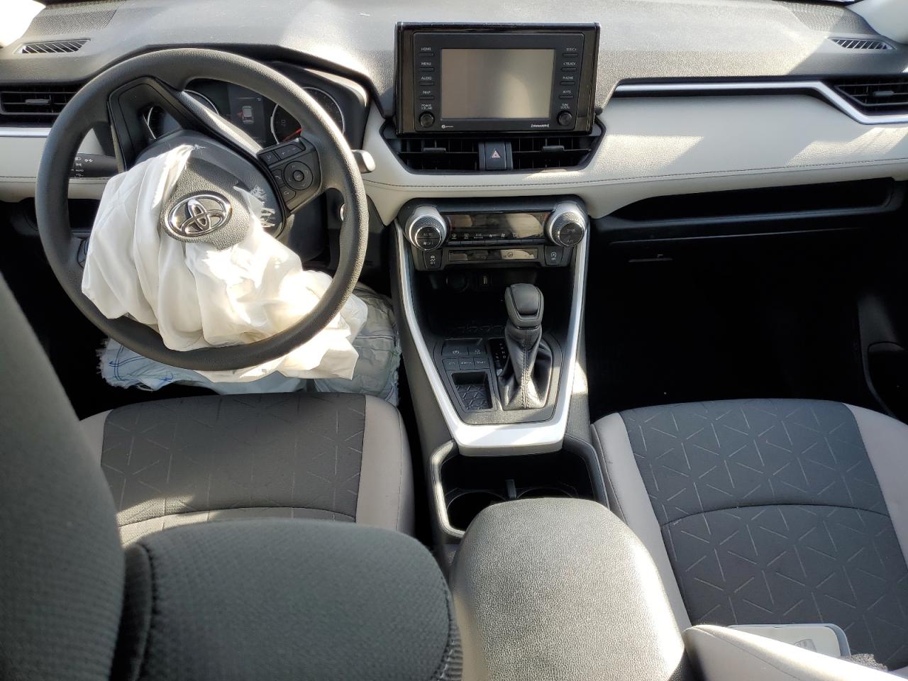 2022 TOYOTA RAV4 XLE VIN:2T3W1RFV6NC203820