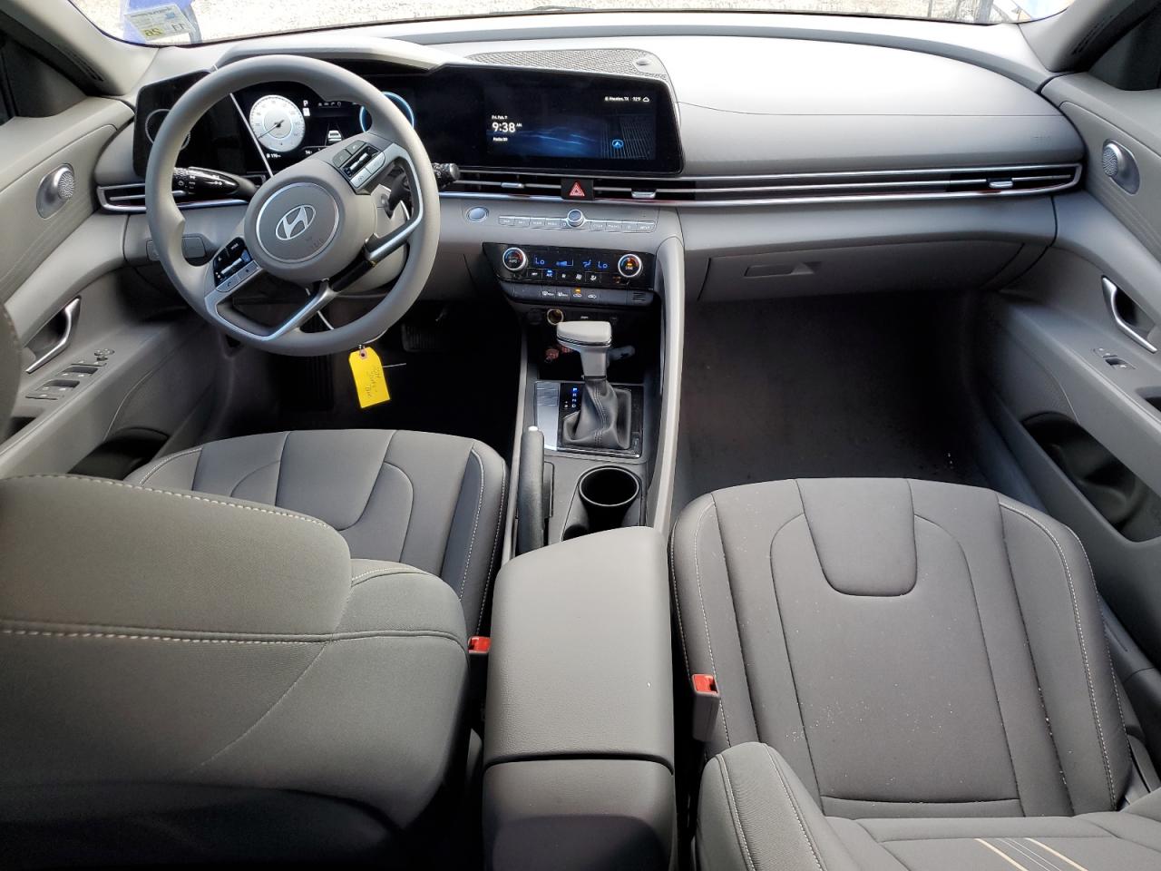 2024 HYUNDAI ELANTRA SEL VIN:KMHLM4DG4RU808207