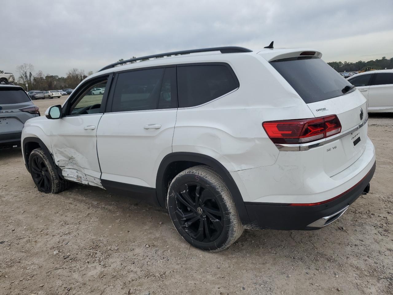 2022 VOLKSWAGEN ATLAS SE VIN:1V2HR2CA5NC516268