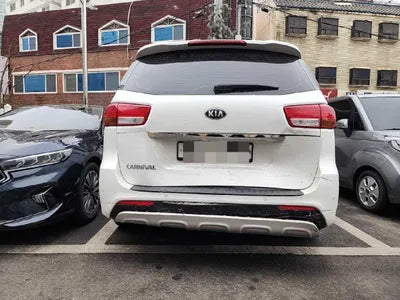 2017 Kia Carnival VIN: