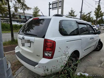 2014 Kia Carnival VIN: