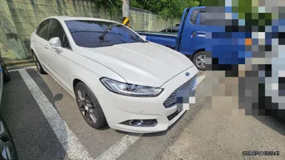 2015 Ford Mondeo VIN: